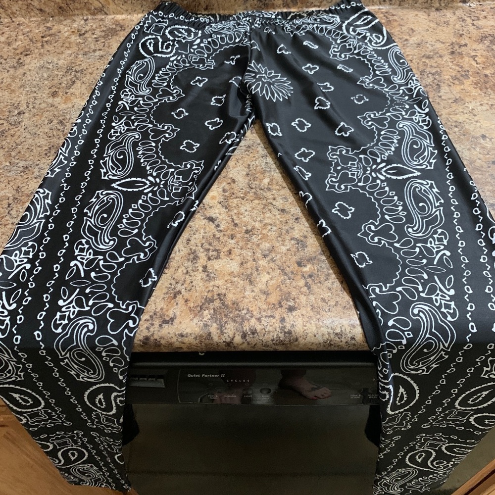 Black Bandanna Leggings
